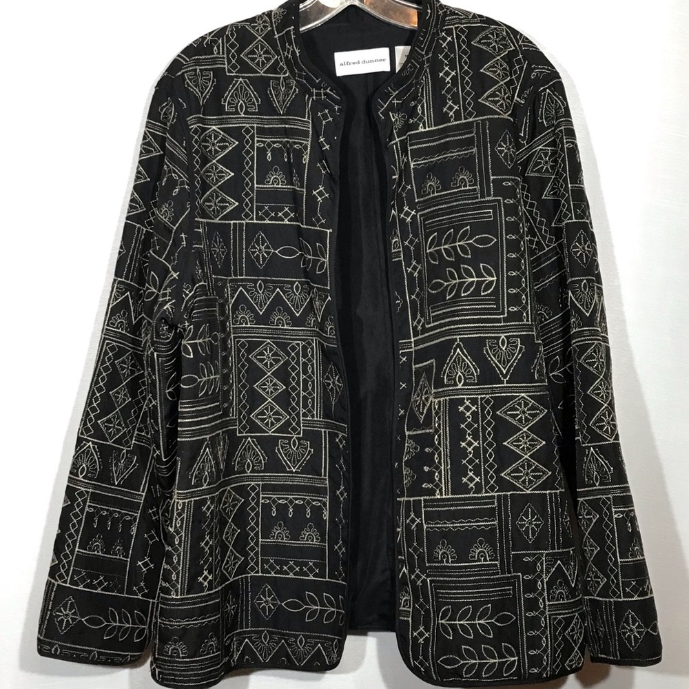 Alfred Dunner Lightweight Embroidered poly lined jacket Size 18